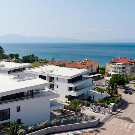 Apartment In Malinska