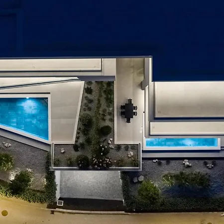 Apartment Stunning In *